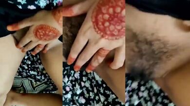 Indian Girl Exposing Hairy Black Chut Video